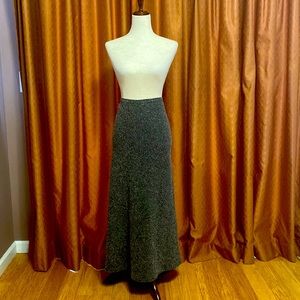 Long lines skirt, size 10